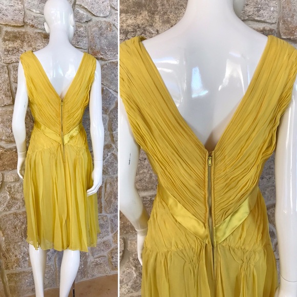 Incredibly Beautiful Vintage 1950s 1960s Robert Morton Ruched Cocktail Dress - Picture 13 of 16